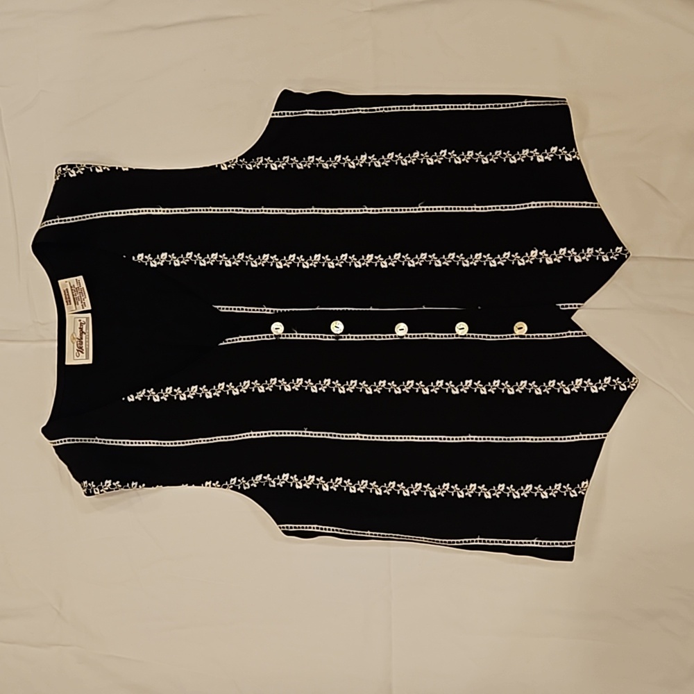 Worthington Black colored embroidered vest with mother of pearl buttons.